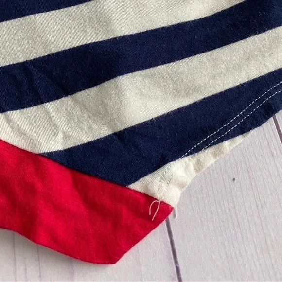 ๐ Twenty Second Striped Top - Picture 5 of 5